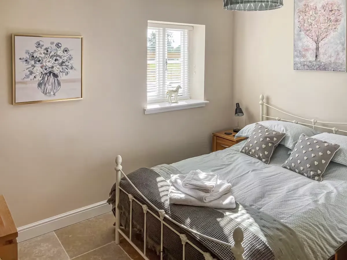 Bedroom Three - Barnyard in Chetnole, near Sherborne